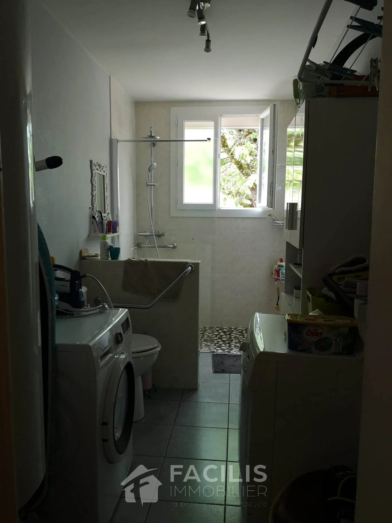 À vendre : Maison de 99 m² au Creusot avec jardin et garage 