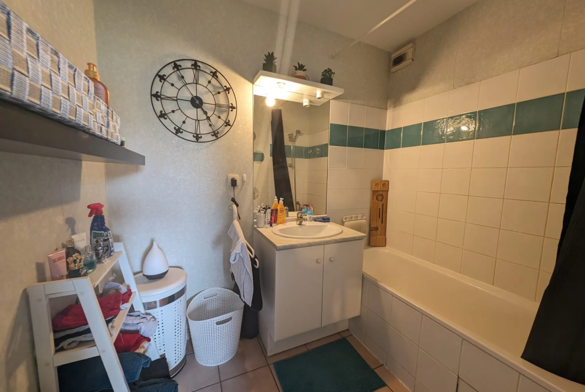 Appartement T2 dernier étage avec piscine à Cugnaux 