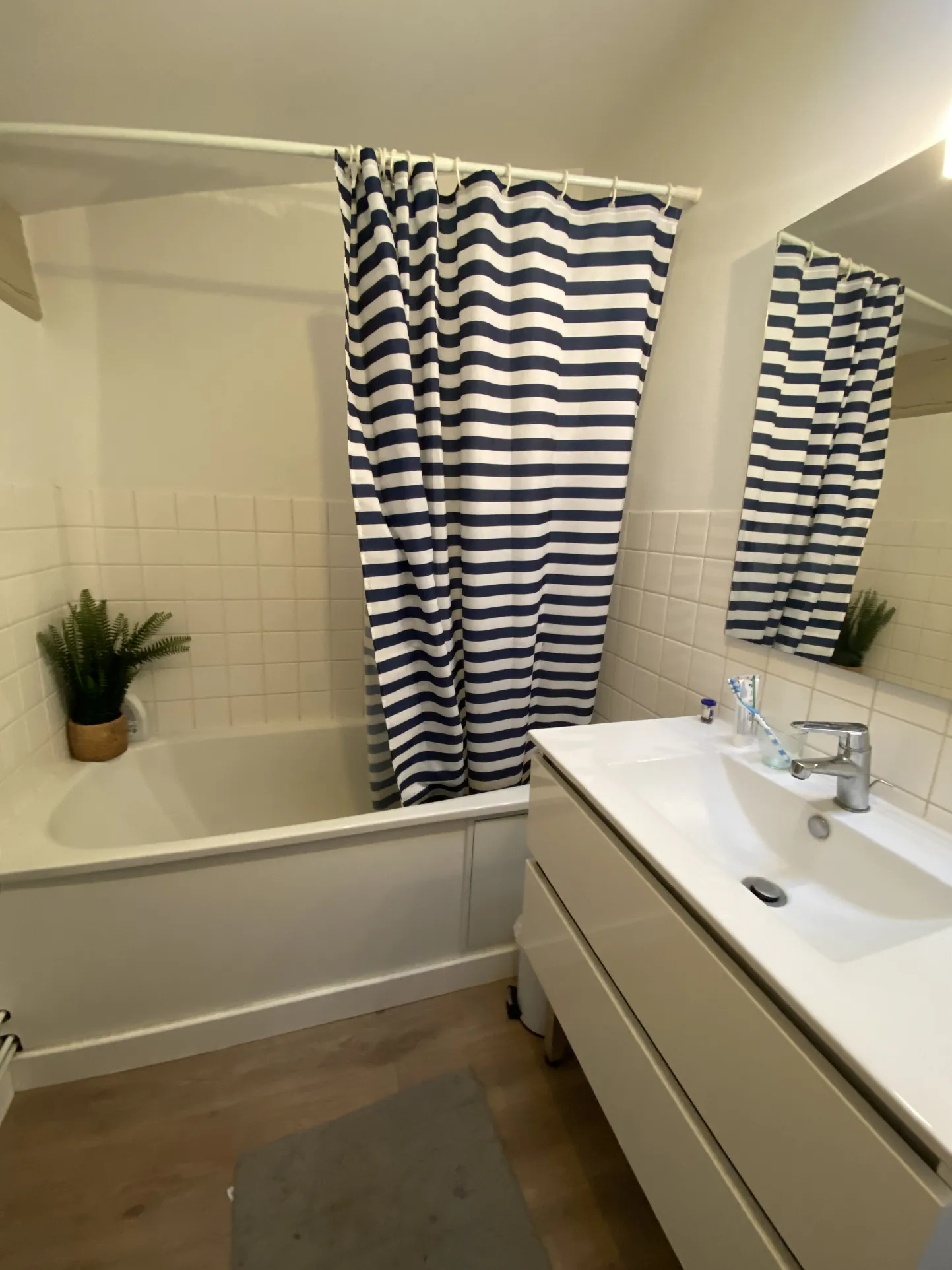 À vendre : Appartement T2 en duplex en plein centre de Langon 