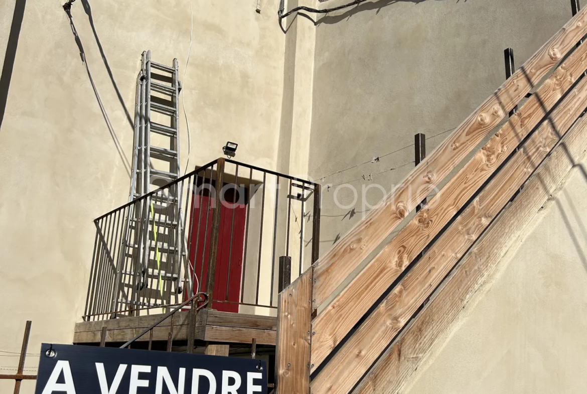 Maison de village rénovée à Visan, 50m2 avec terrasse et garage 