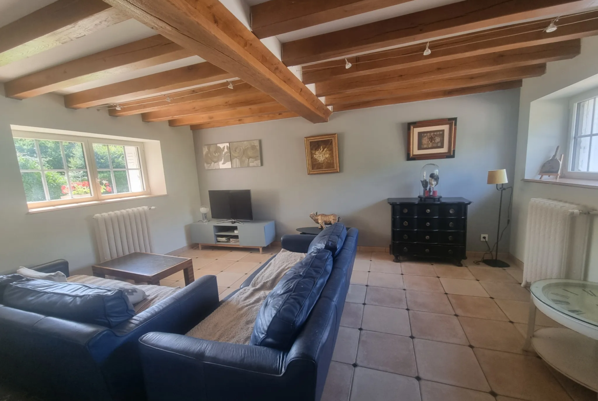 Maison de 126 m² à vendre à Mortagne-au-Perche sur 3500 m² de terrain 