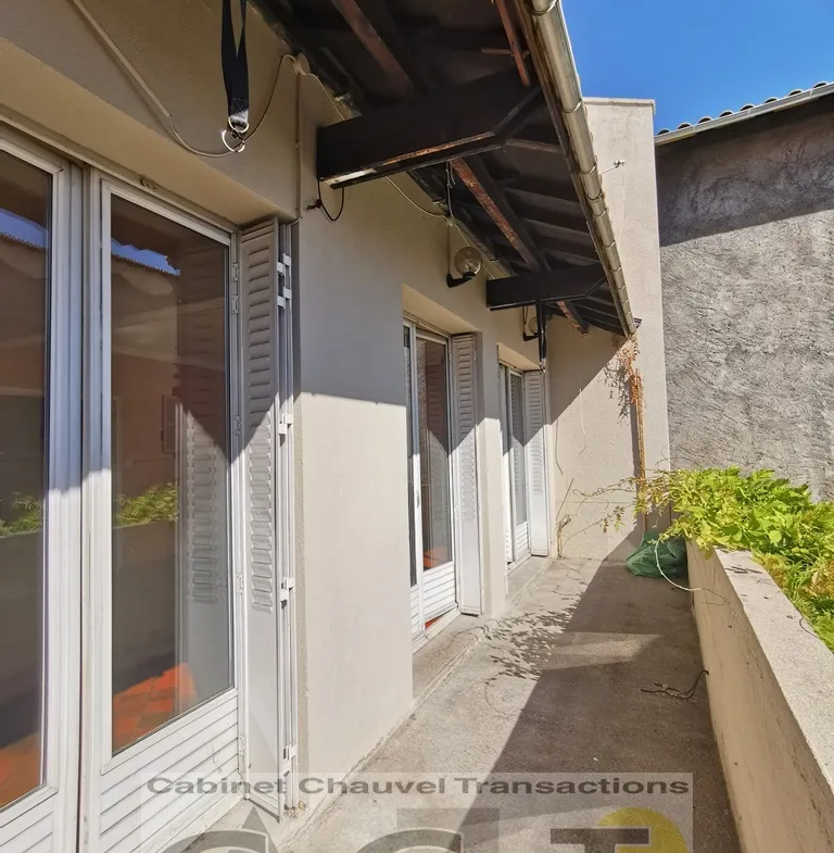 Maison T5 avec Terrasse à Clermont-Ferrand - Idéal pour Premier Achat 