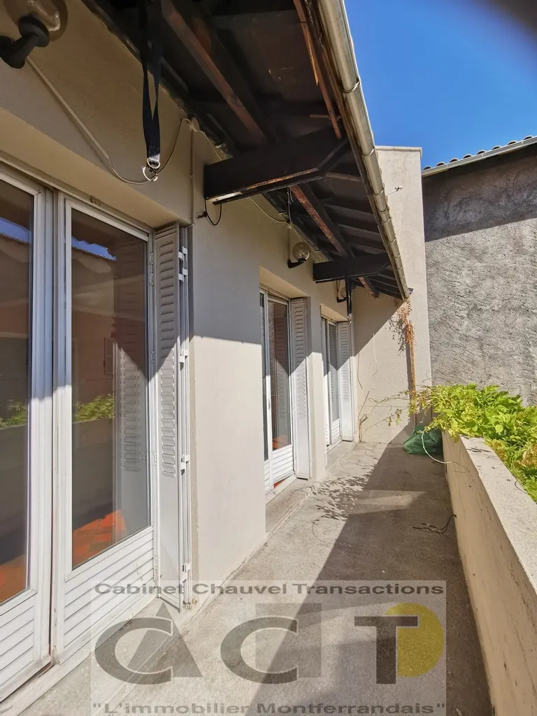 Maison T5 avec Terrasse à Clermont-Ferrand - Idéal pour Premier Achat 