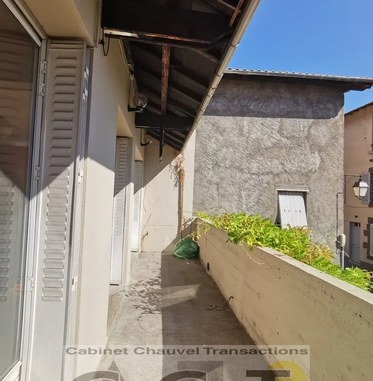 Maison T5 avec Terrasse à Clermont-Ferrand - Idéal pour Premier Achat 