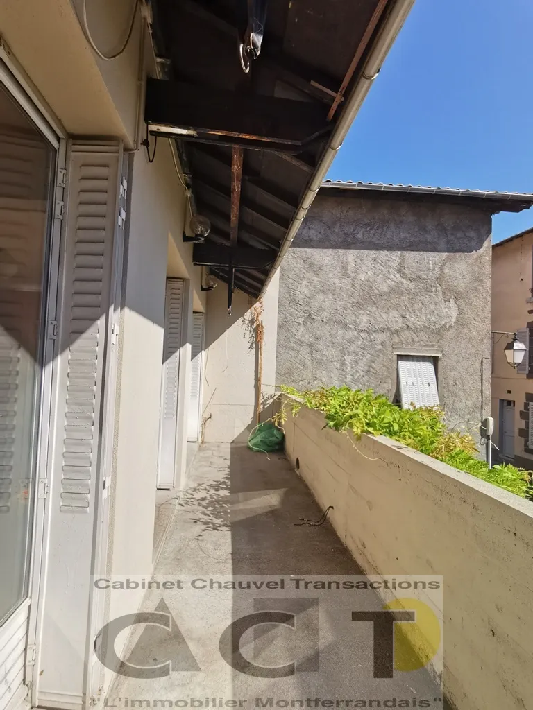 Maison T5 avec Terrasse à Clermont-Ferrand - Idéal pour Premier Achat 