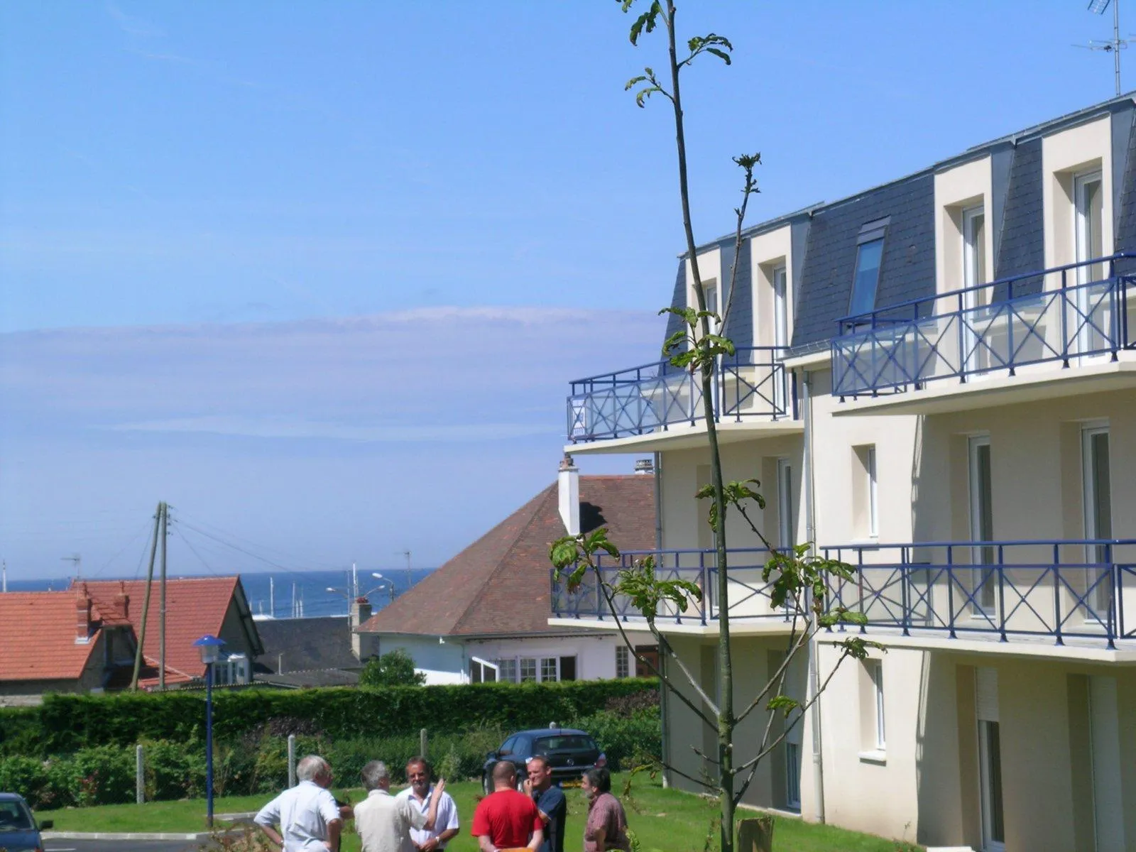 À vendre : Appartement F3 à Grandcamp Maisy avec grand balcon et garage 