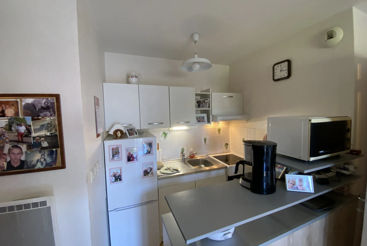 À vendre : Appartement F3 à Grandcamp Maisy avec grand balcon et garage 