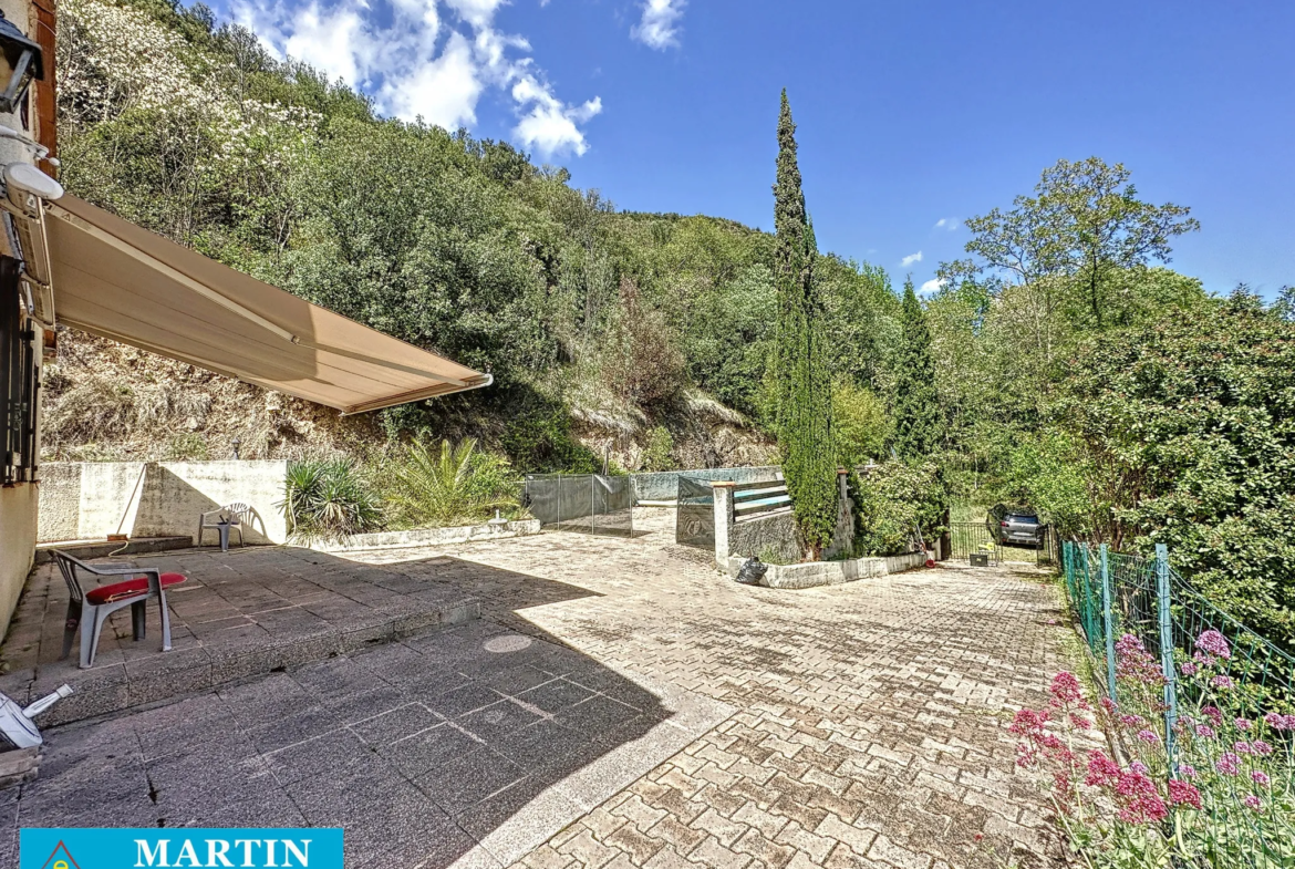 Villa à vendre à Arles sur Tech avec piscine 