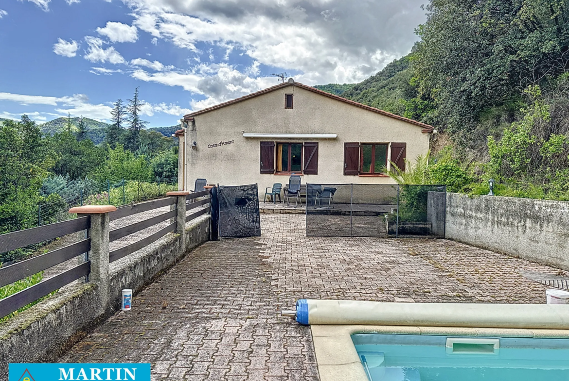 Villa à vendre à Arles sur Tech avec piscine 