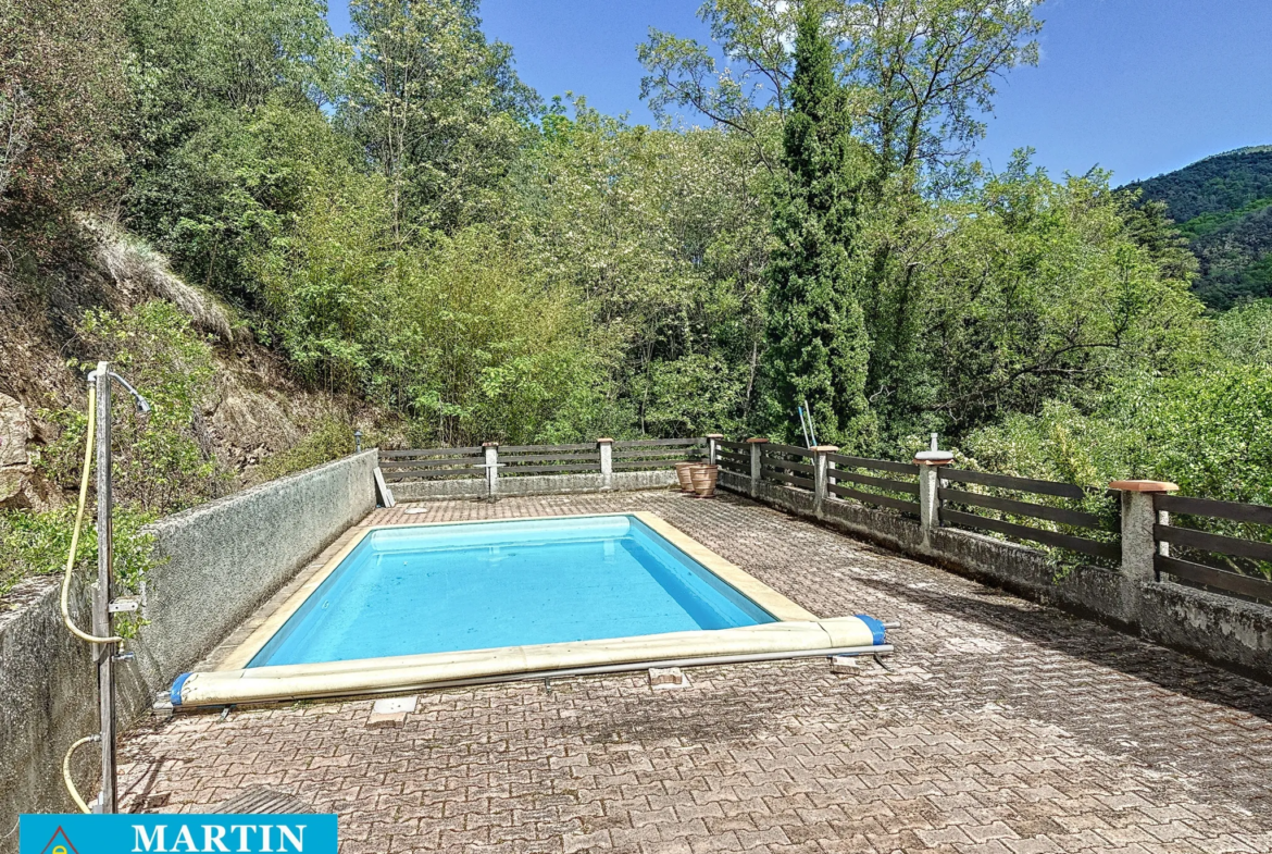 Villa à vendre à Arles sur Tech avec piscine 