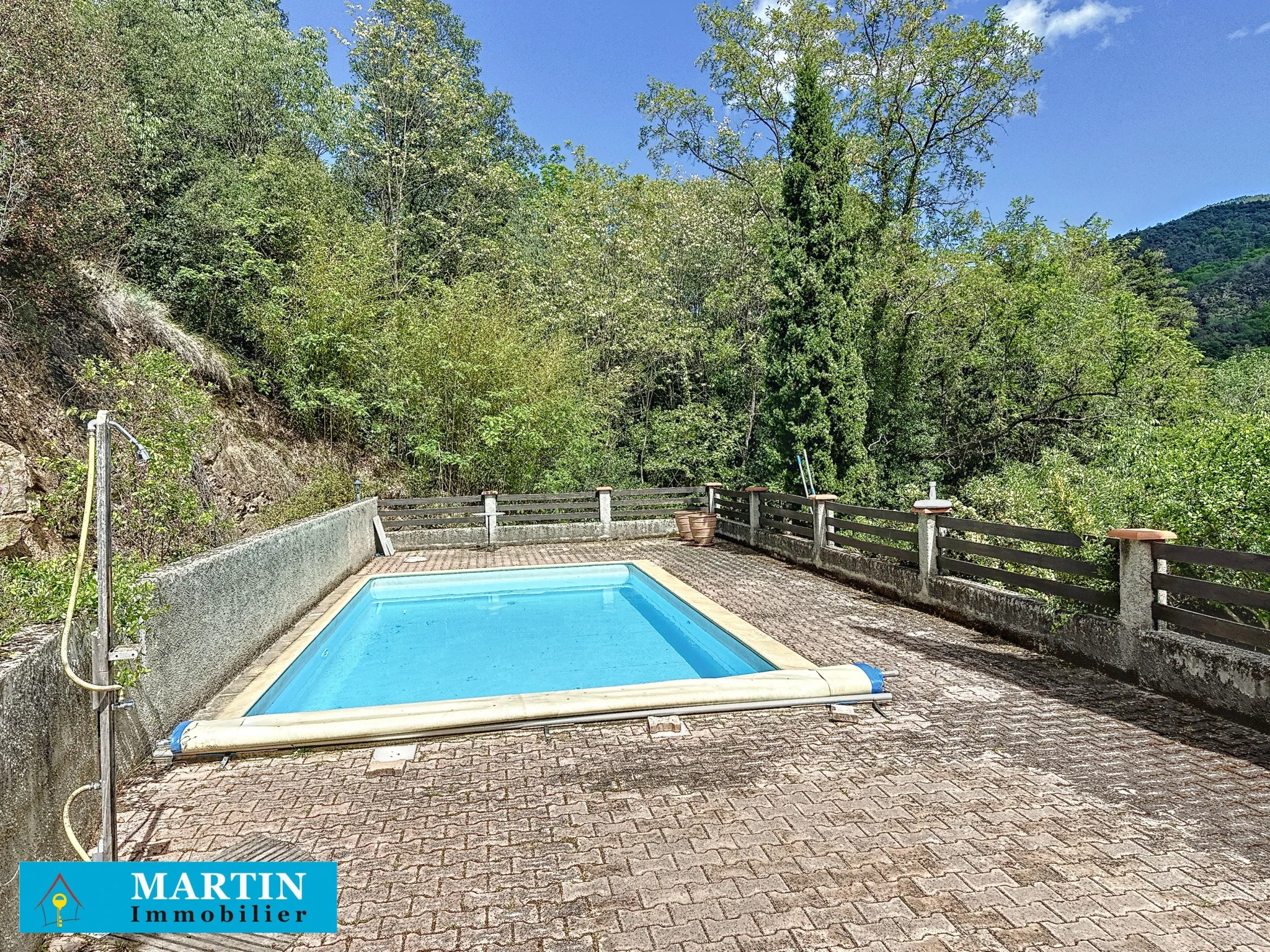 Villa à vendre à Arles sur Tech avec piscine 