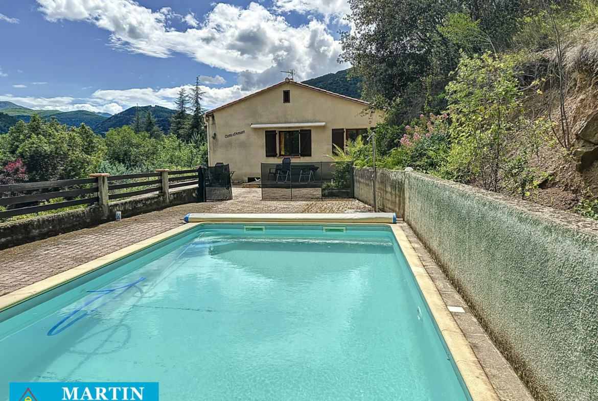 Villa à vendre à Arles sur Tech avec piscine 