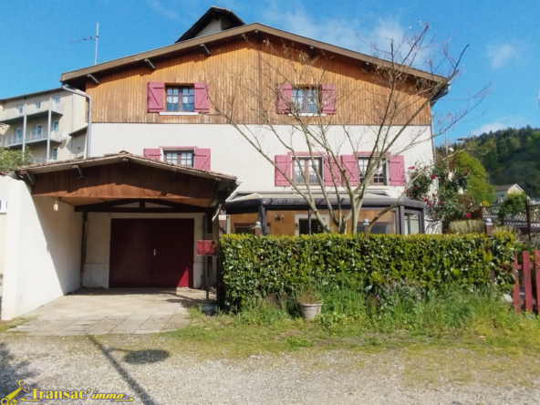 Maison F6 à Escoutoux, idéale pour une famille !