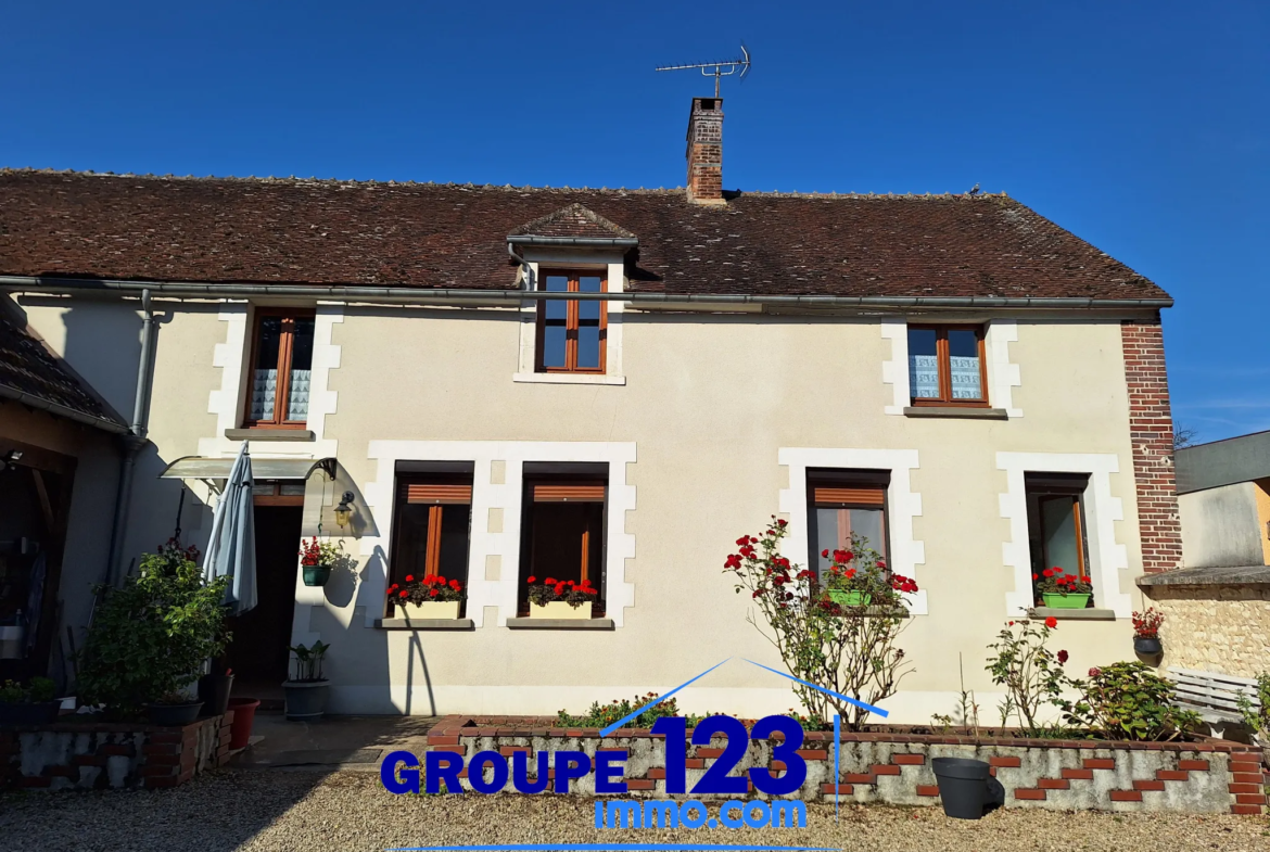 Ancien corps de ferme avec potentiel d'aménagement à Appoigny 