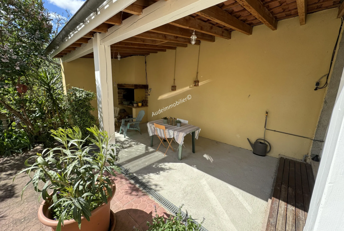 Maison Rénovée avec Vue Panoramique à Limoux 