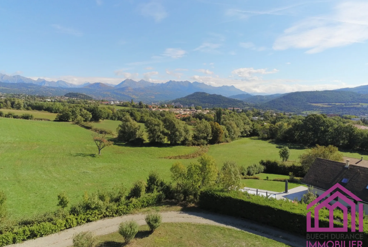 À vendre : Terrain à bâtir avec vue panoramique à Gap Sud 