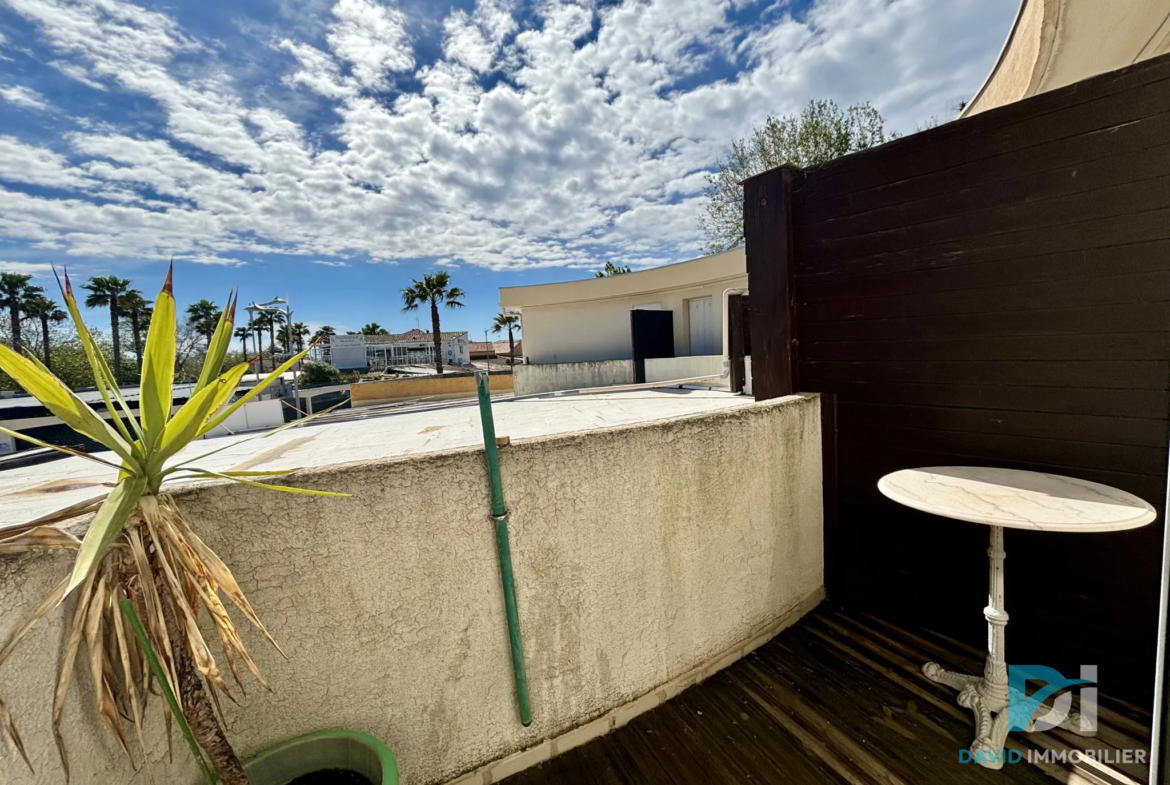 À vendre : Appartement T2 avec véranda à Marseillan Plage 