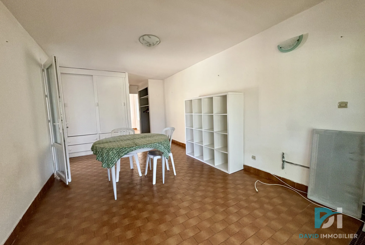 À vendre : Appartement T2 avec véranda à Marseillan Plage 