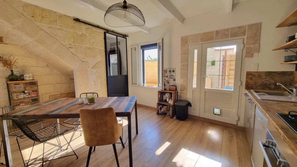 À vendre : Maison lumineuse 4 pièces à Aimargues