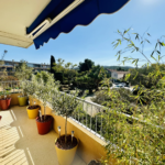 Bel appartement rénové à Six Fours les Plages avec balcon et parking