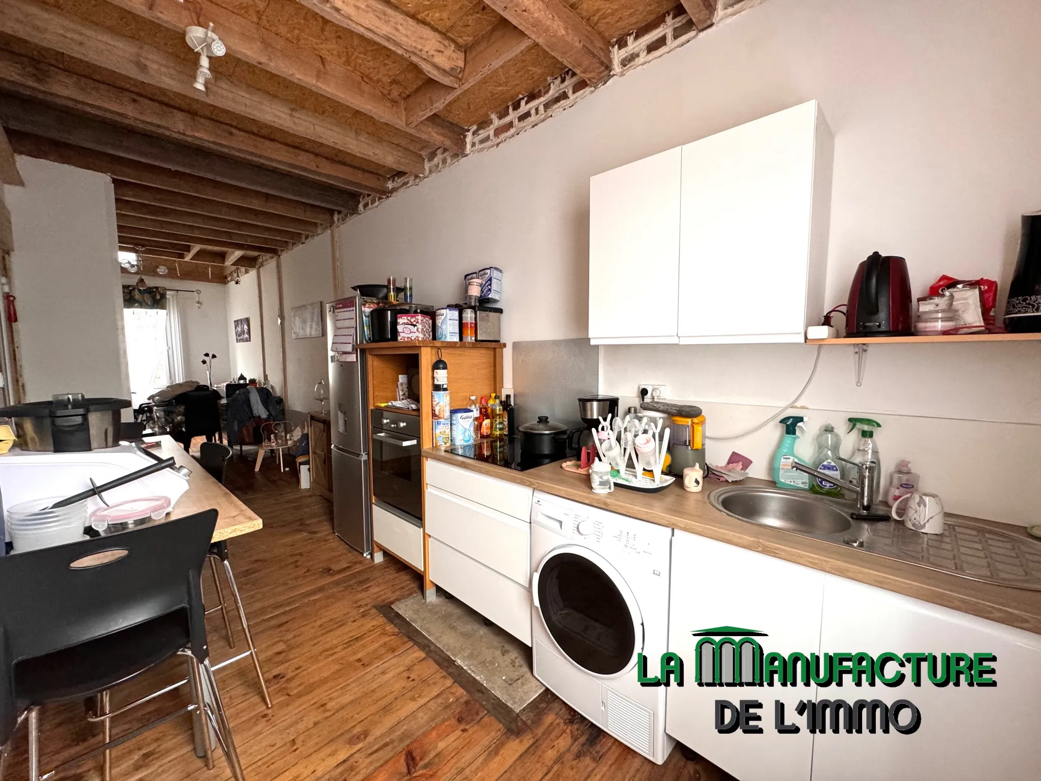 Immeuble de rapport - 3 logements et jardin à Unieux 