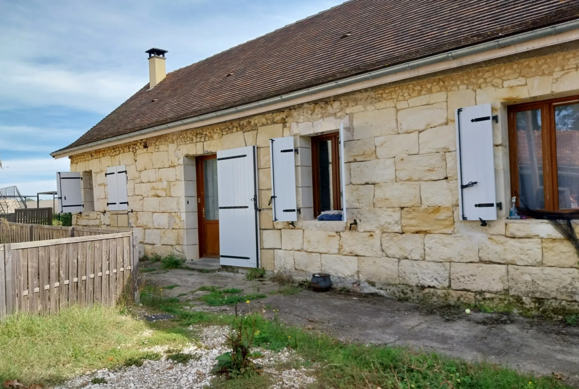 Longère en Pierre Rénovée avec Terrain à St Médard de Mussidan 