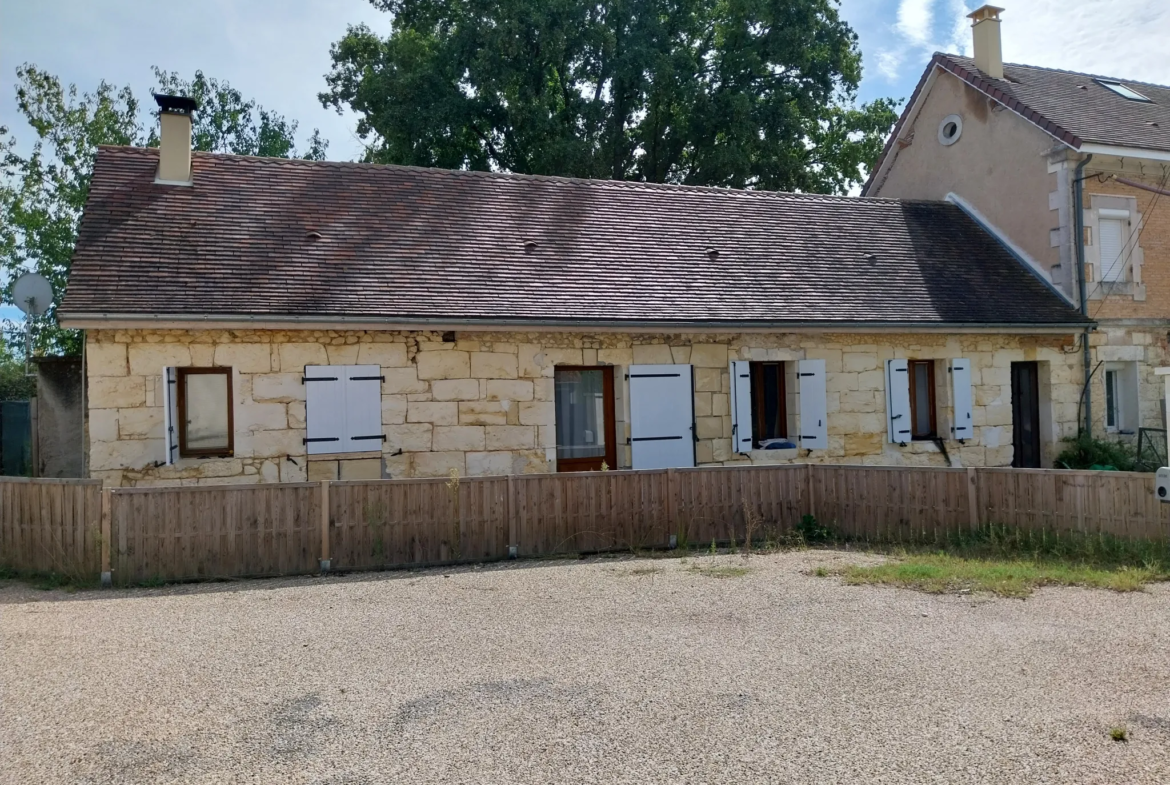 Longère en Pierre Rénovée avec Terrain à St Médard de Mussidan 