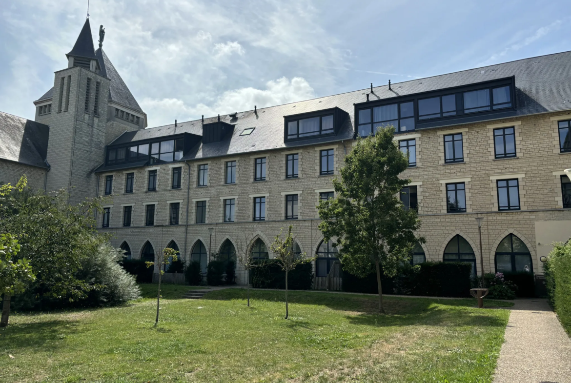 Appartement d'exception de 4 pièces à CAEN avec parking et cave 