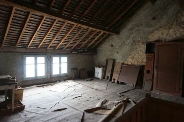 Maison de ville de 165 m2 à restaurer à Saint-Honoré-les-Bains 