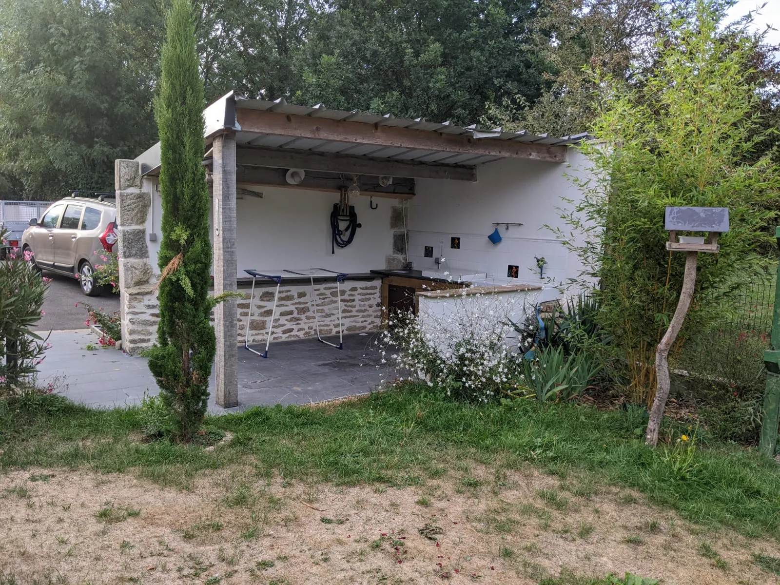 Maison de Ville Rénovée à Muzillac avec 3 Chambres à Vendre 