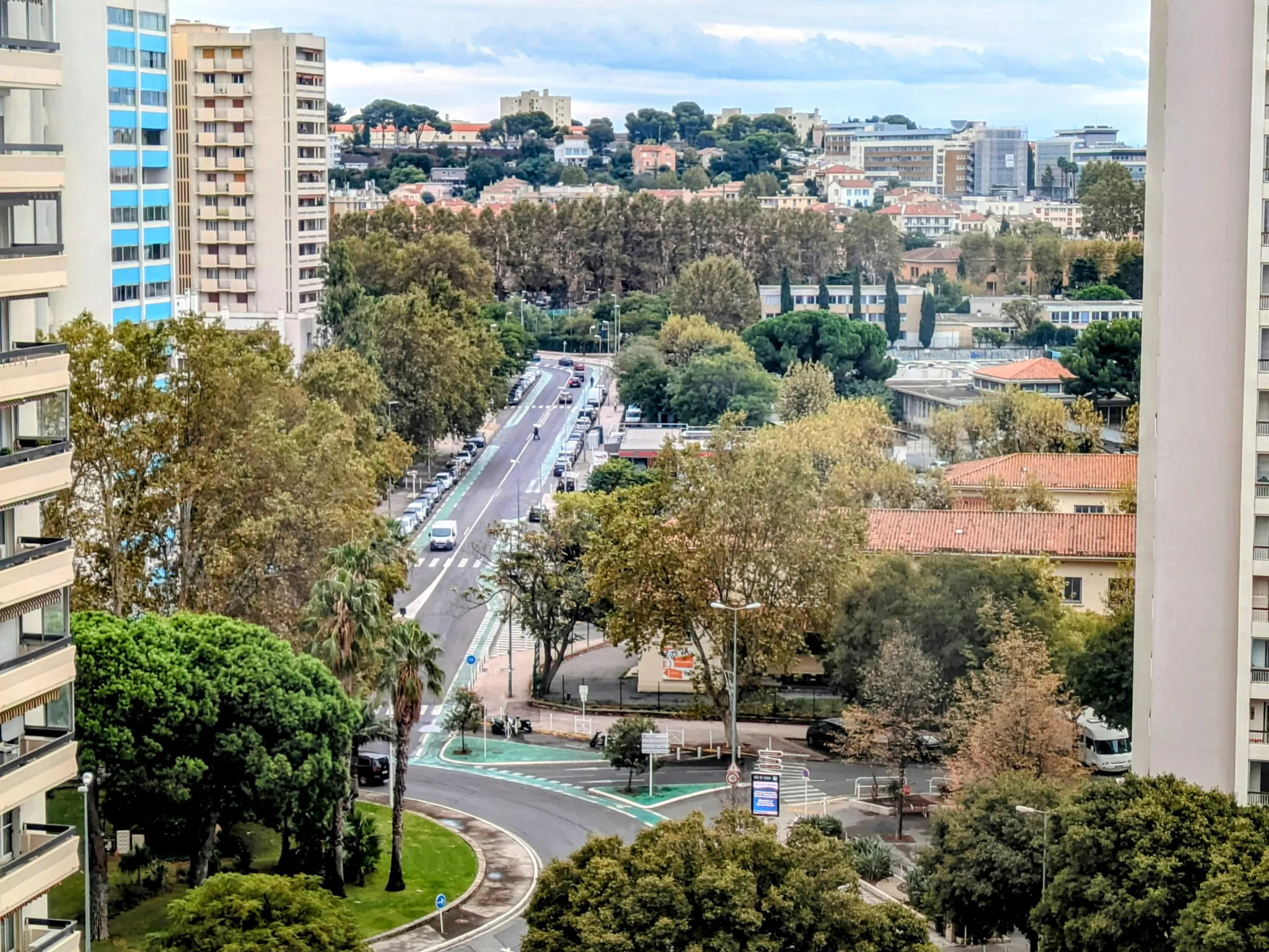 Spacieux appartement T5 de 110 m² avec terrasse à Toulon Mayol 