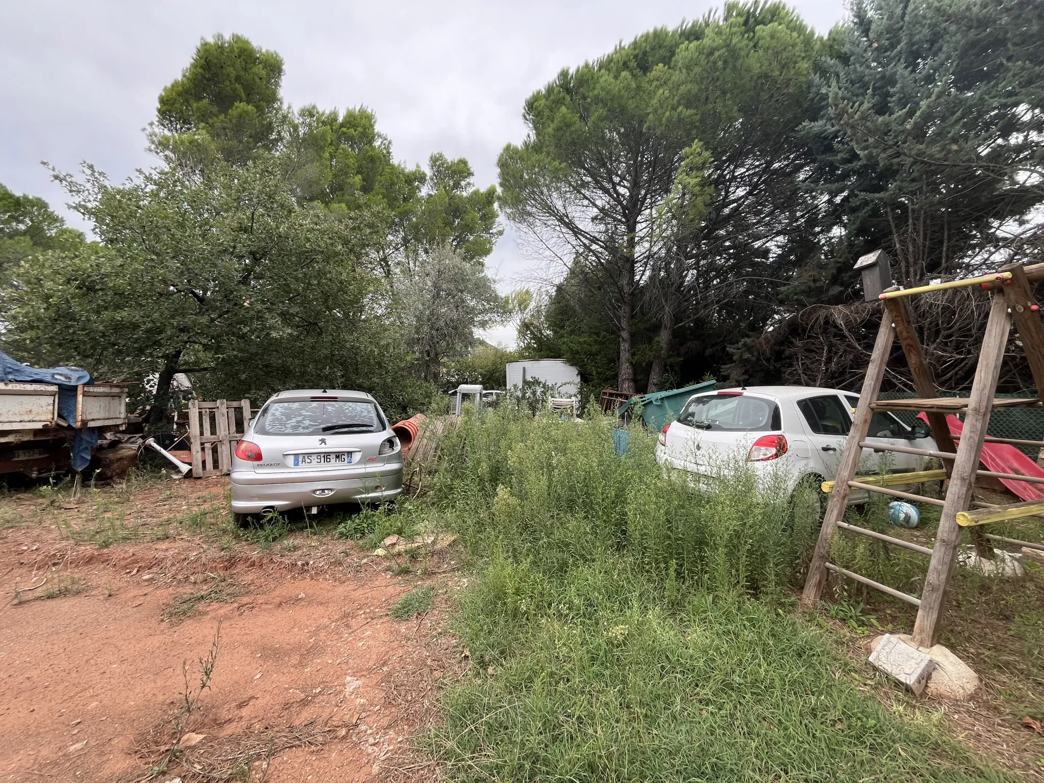 Parcelle de 2161 m2 avec Maison F3 à Rénover/Agrandir – Vidauban 