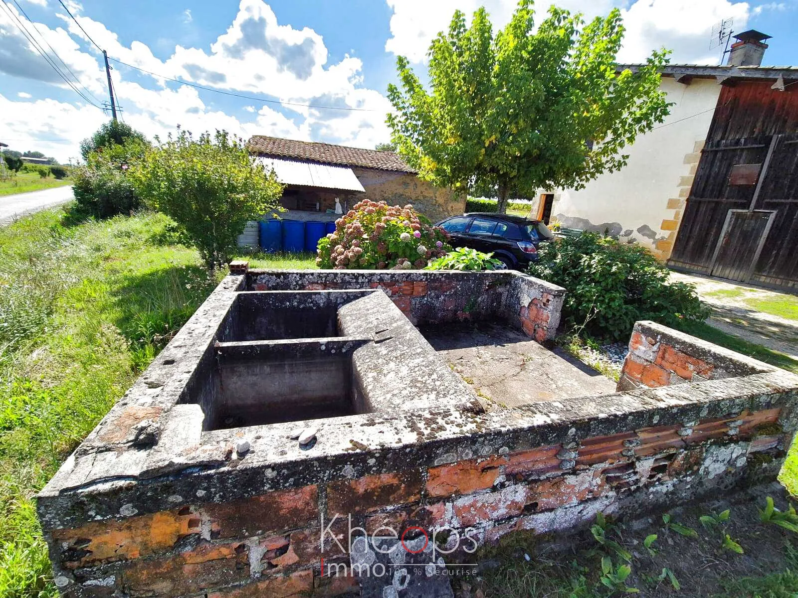 Ancienne ferme à rénover à Langon (33210) avec un grand potentiel 