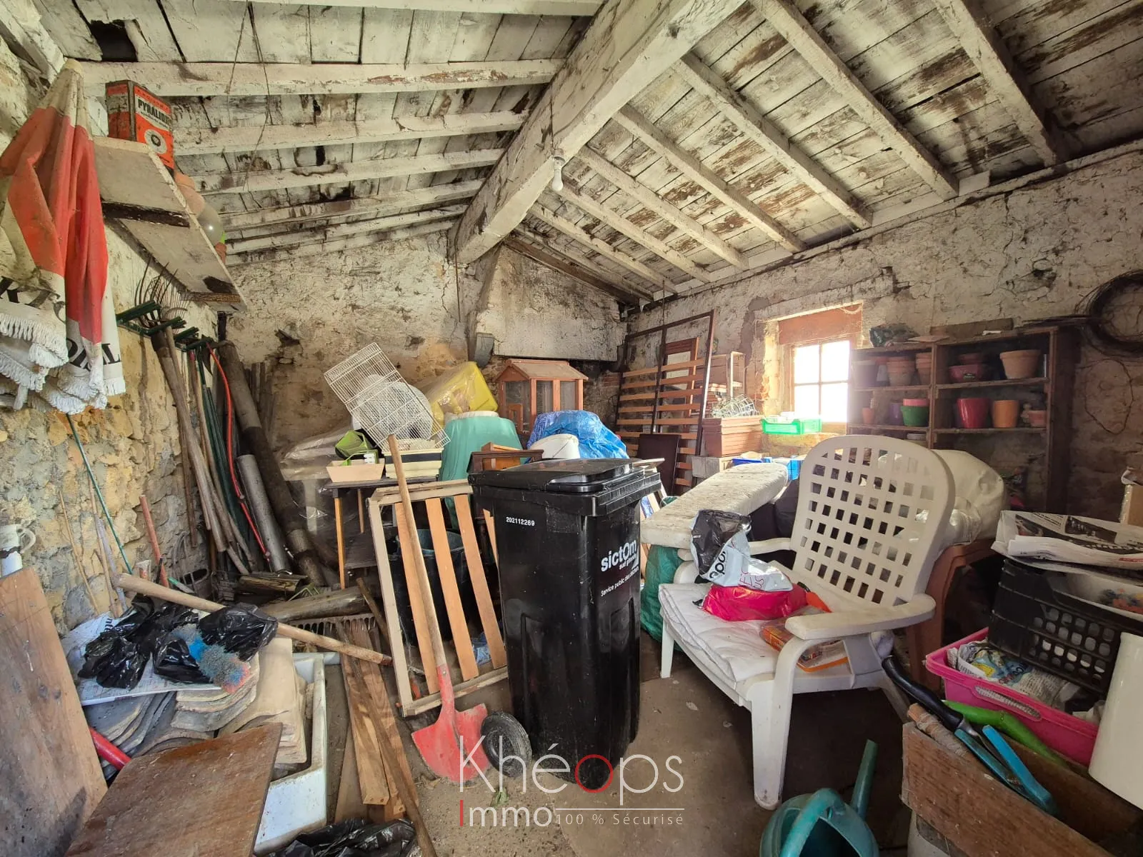 Ancienne ferme à rénover à Langon (33210) avec un grand potentiel 