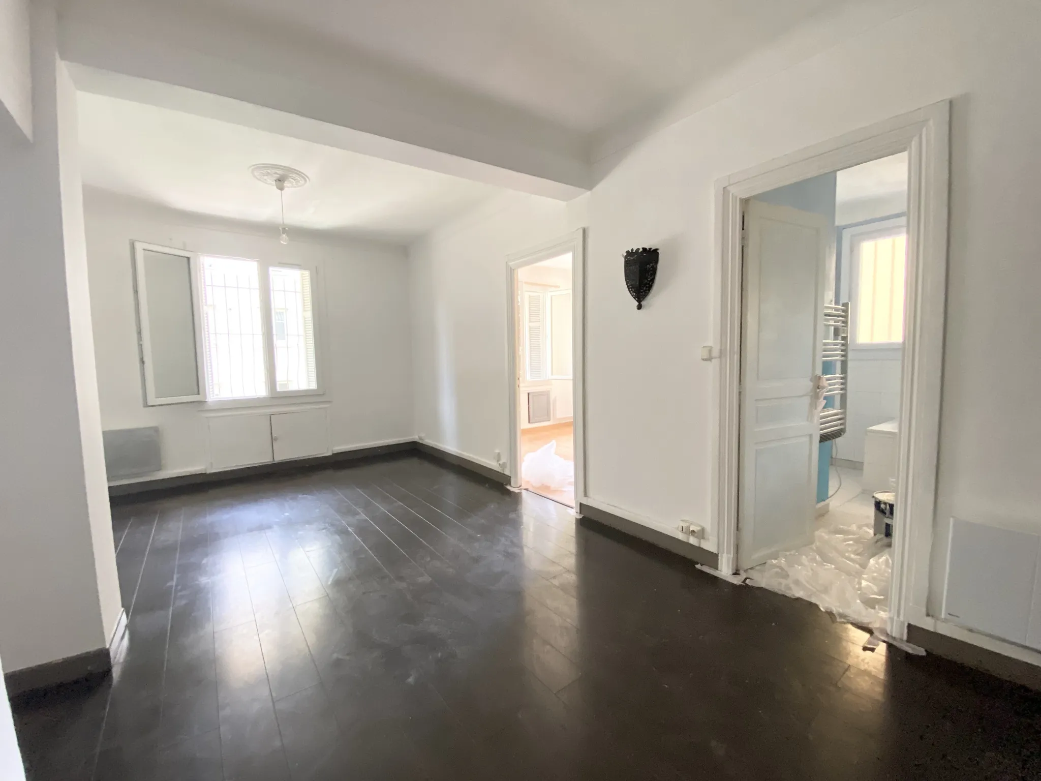 À vendre : Appartement 3 pièces au Cannet avec terrasse 