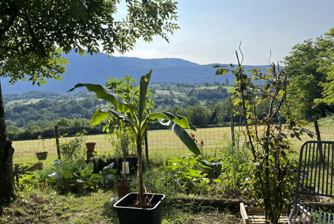 Appartement à vendre à St Jean en Royans - 67 m² avec jardin et vue 