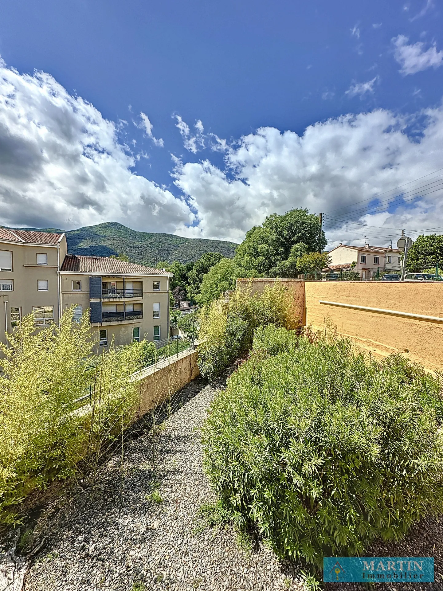 Bel Appartement F3 à Céret - Proche Commodités 