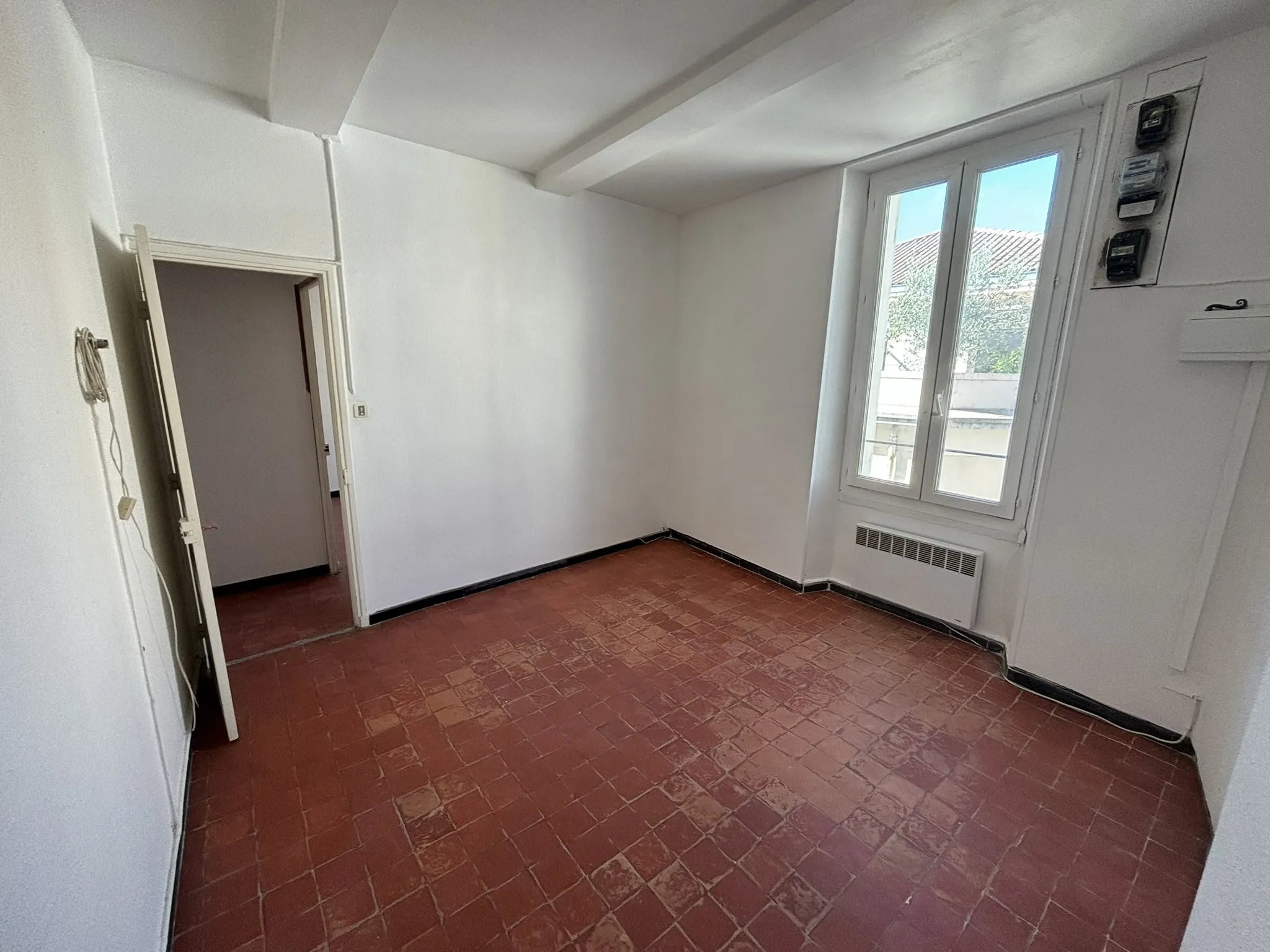 À vendre : Appartement de 56 m² avec grenier aménageable à Vaison-la-Romaine 