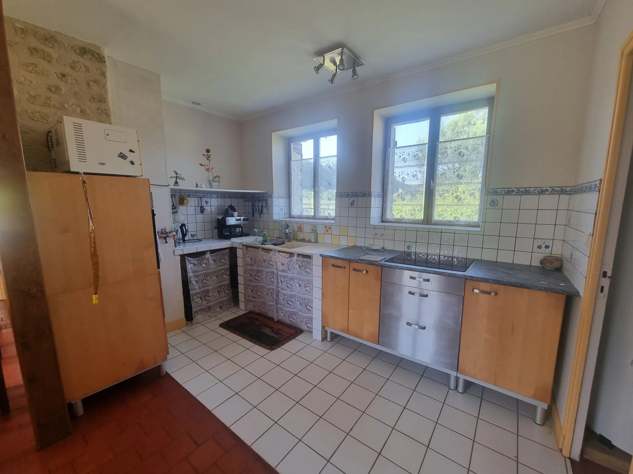 Maison de campagne spacieuse de 140 m2 à vendre 