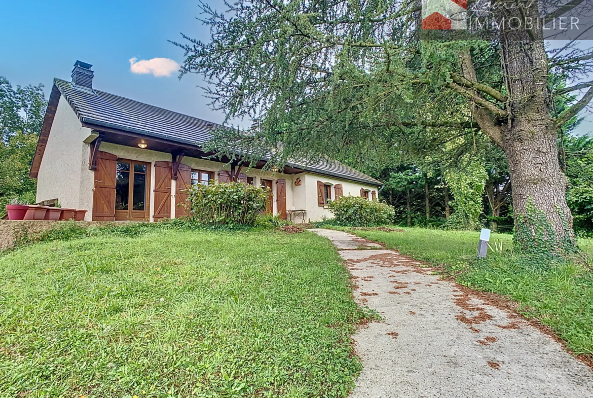 Maison à vendre à Ratenelle (71) : 4 chambres et jardin 