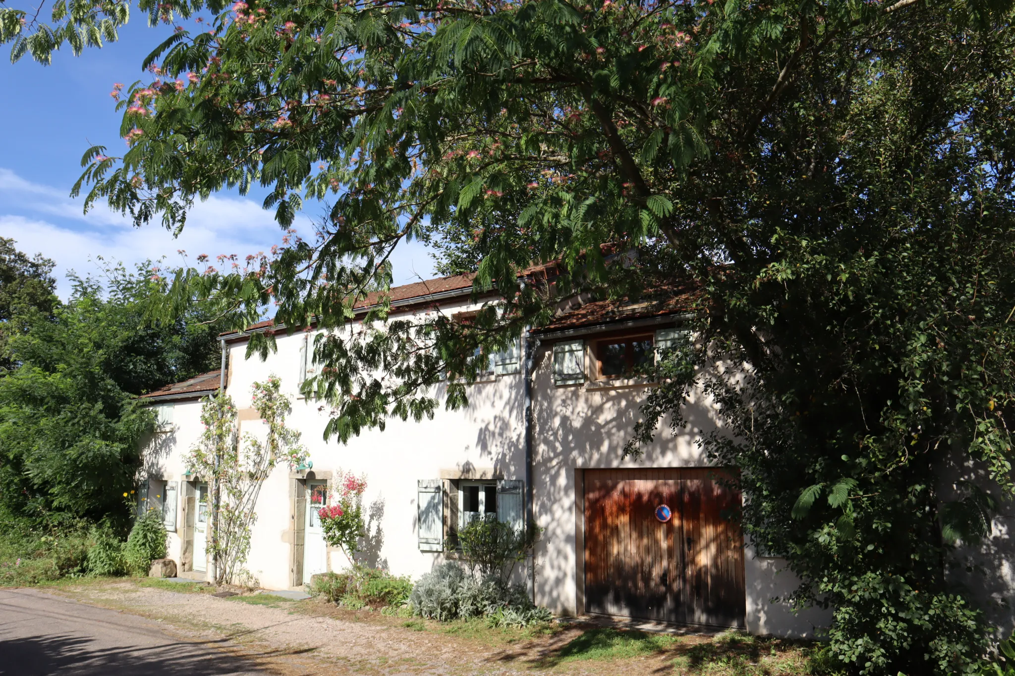 Maison de campagne à Epinac de 247 m² 