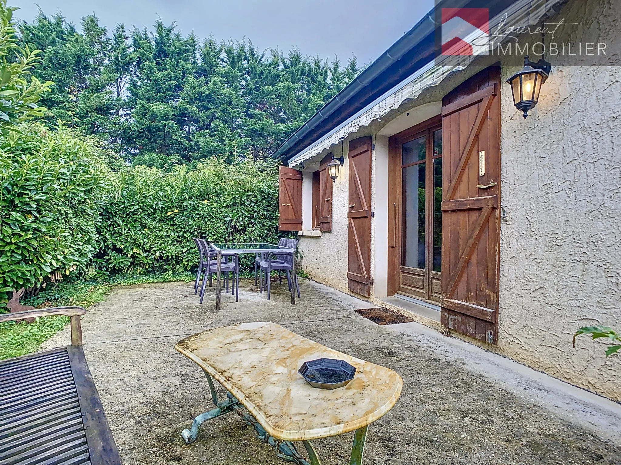 Maison à vendre à Ratenelle (71) : 4 chambres et jardin 