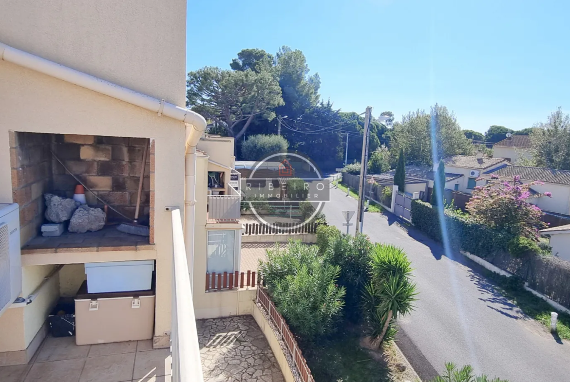 Appartement lumineux de type deux pièces à vendre au Grau d'Agde 