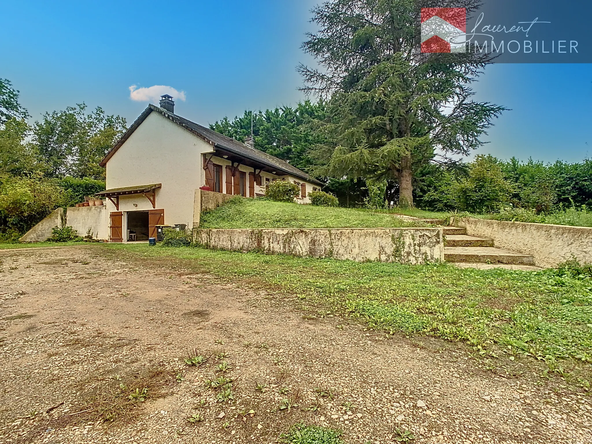 Maison à vendre à Ratenelle (71) : 4 chambres et jardin 