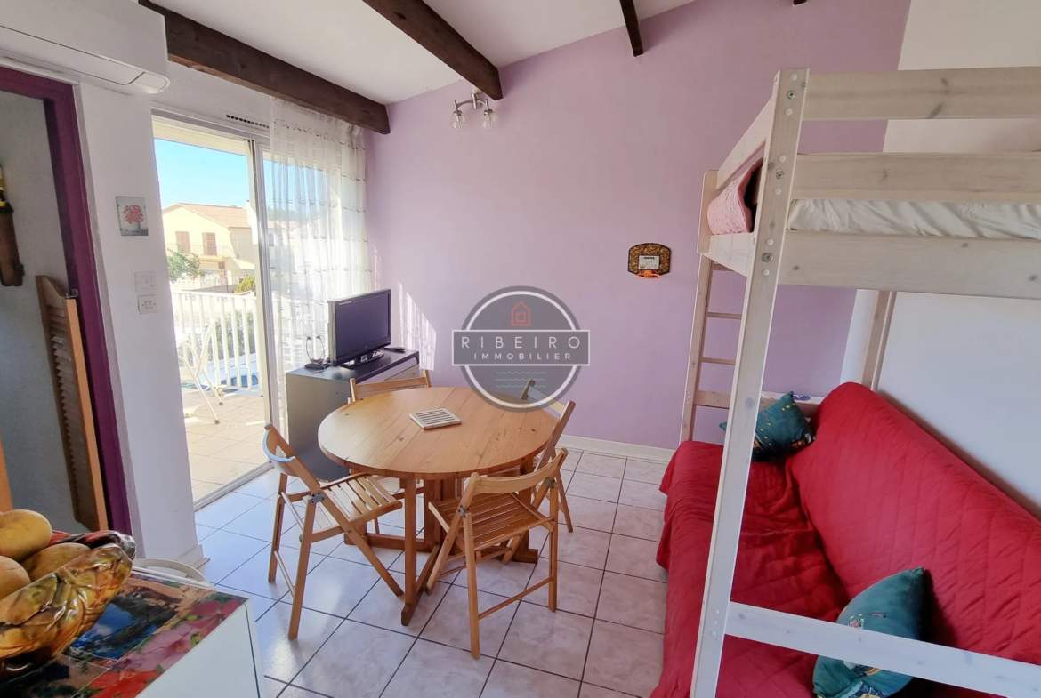 Appartement lumineux de type deux pièces à vendre au Grau d'Agde 