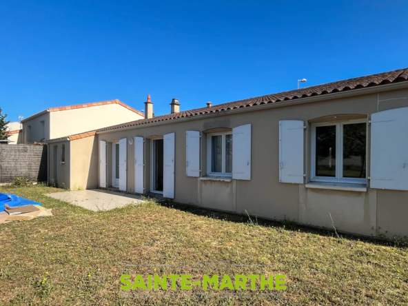 Vente de pavillon de plain-pied à Niort, 4 chambres et jardin