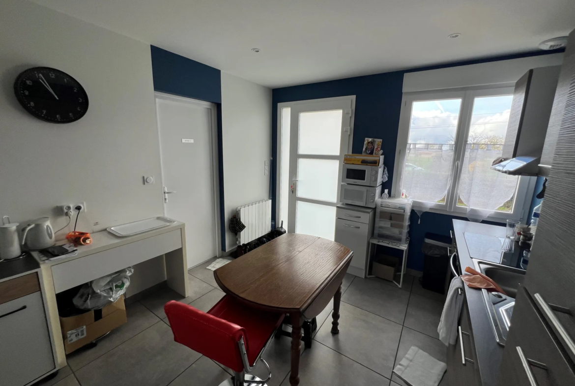 Maison de 130 m² à vendre à Lonrai 