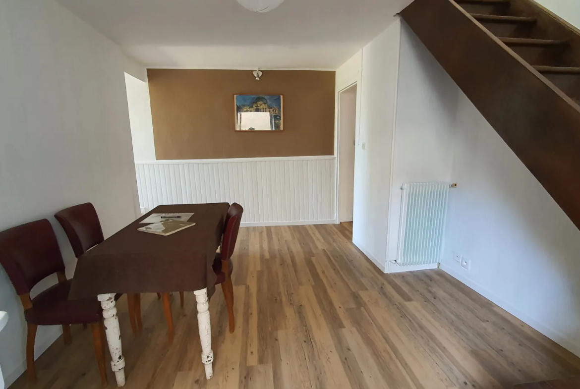 Maison de 89 m² à vendre à Alençon avec jardin 