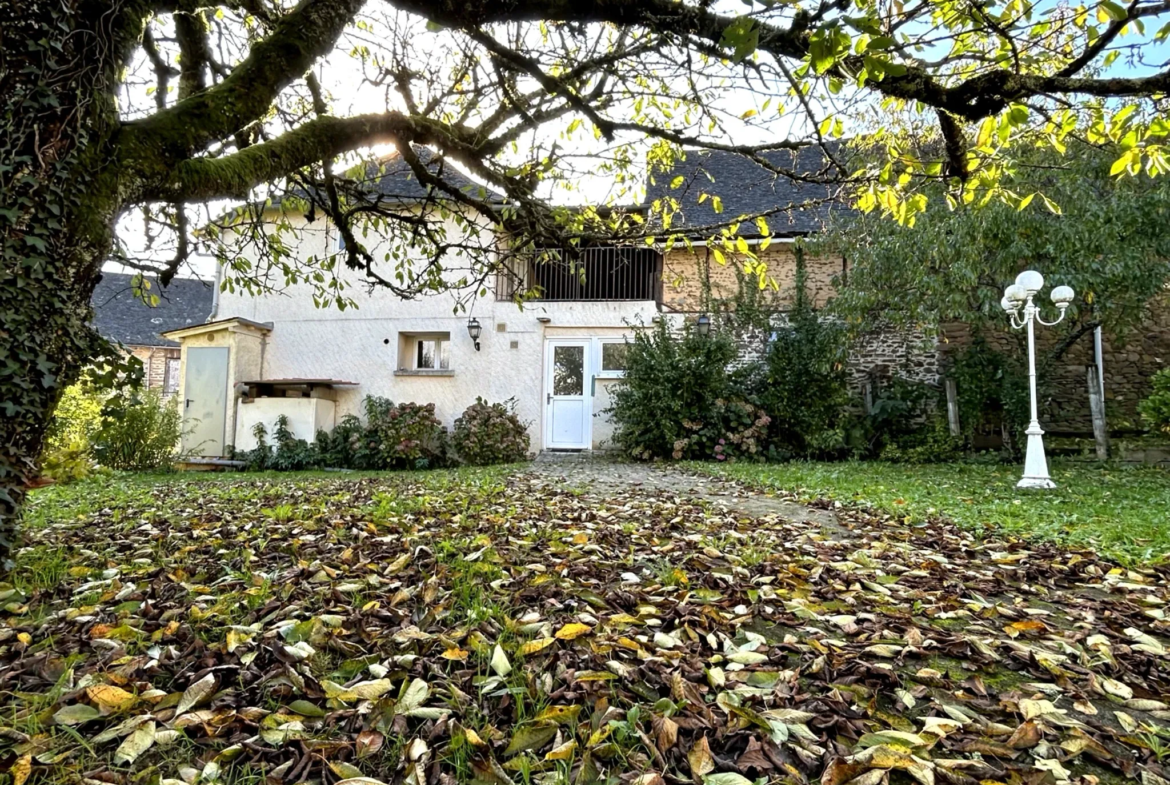 Maison à vendre à Lagraulière en Corrèze - 2 chambres et jardin 