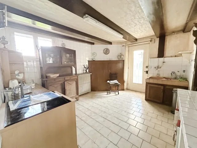 Maison à vendre à Lagraulière en Corrèze - 2 chambres et jardin 